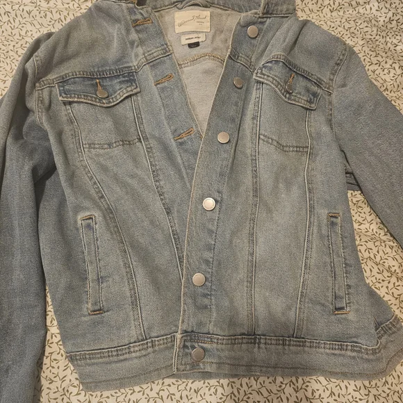 Universal Thread Light Blue Denim Freeborn Jacket - Picture 1 of 4